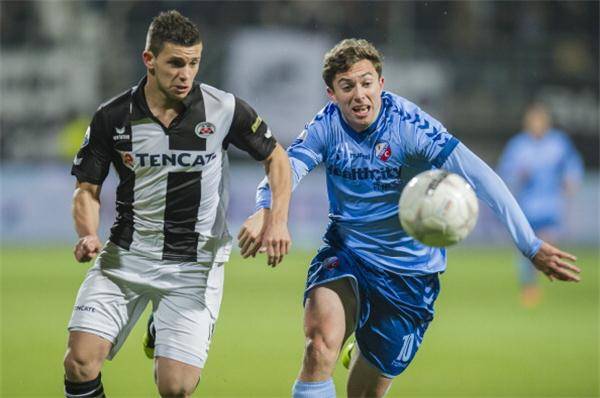 满冠app下载 -包含清晨上海久事战术微调：荷甲节点到来，压力陡增，高层口径保持一致的词条